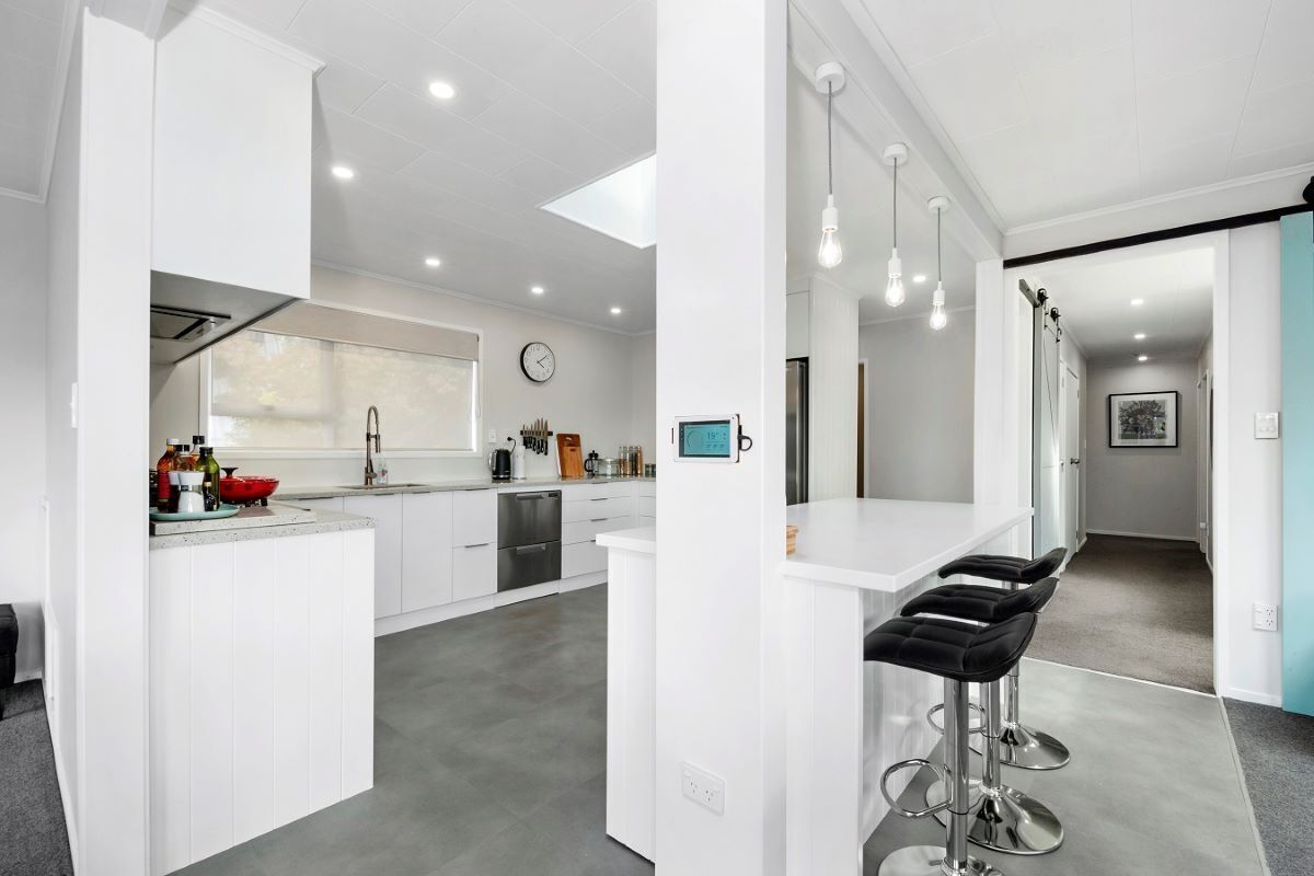 電子レンジ、オーブン、コンロ、食器洗い機