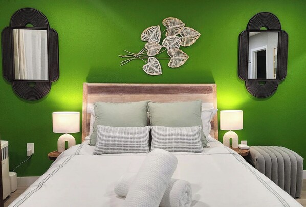 Iron/ironing board, travel cot, free WiFi, bed sheets