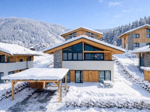 Exterior - Lovely ski in-ski out chalet with a play area (Sankt Lambrecht)