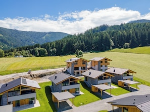 Exterior - Lovely ski in-ski out chalet with a play area (Sankt Lambrecht)