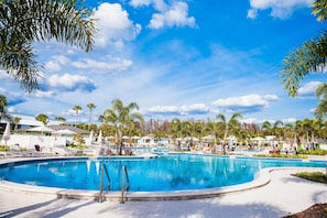 Beheizter Pool