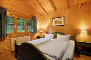 2 soverom, strykejern/-brett, wi-fi (inkludert) og sengetøy