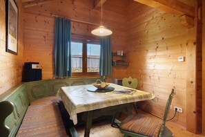 Dining - Apartment 'Blockhaus Hedwig Eins' with Shared Pool, Private Terrace and Wi-Fi (Stamsried)