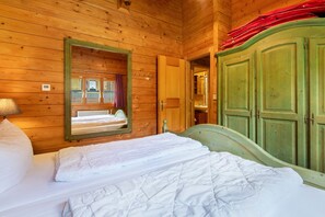 2 bedrooms, iron/ironing board, free WiFi, bed sheets - Apartment 'Blockhaus Hedwig Zwei' with Shared Pool, Private Terrace and Wi-Fi (Stamsried)