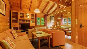 TV, table tennis, stereo