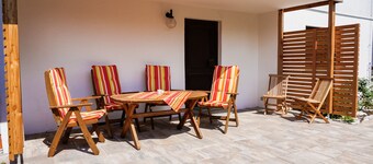 Holiday Home 'Ferienhaus Ebern-Sölln' with Private Terrace, Private Garden and Wi-Fi