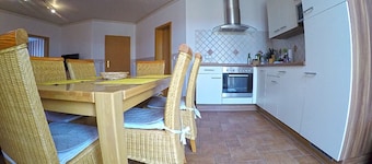 Apartment 'Ferienbauernhof - Ferienwohnung 5' with Private Terrace, Shared Garden and Wi-Fi