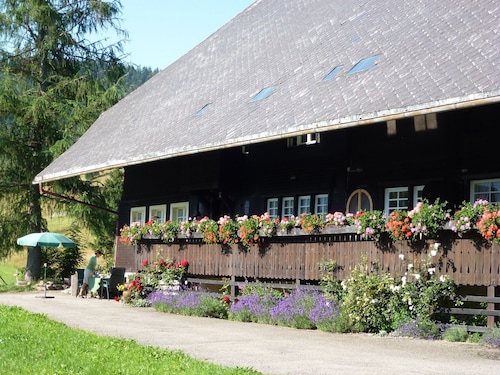 Ferienwohnung 'Kammbühlhof' mit Bergblick, privater Terrasse und WLAN
