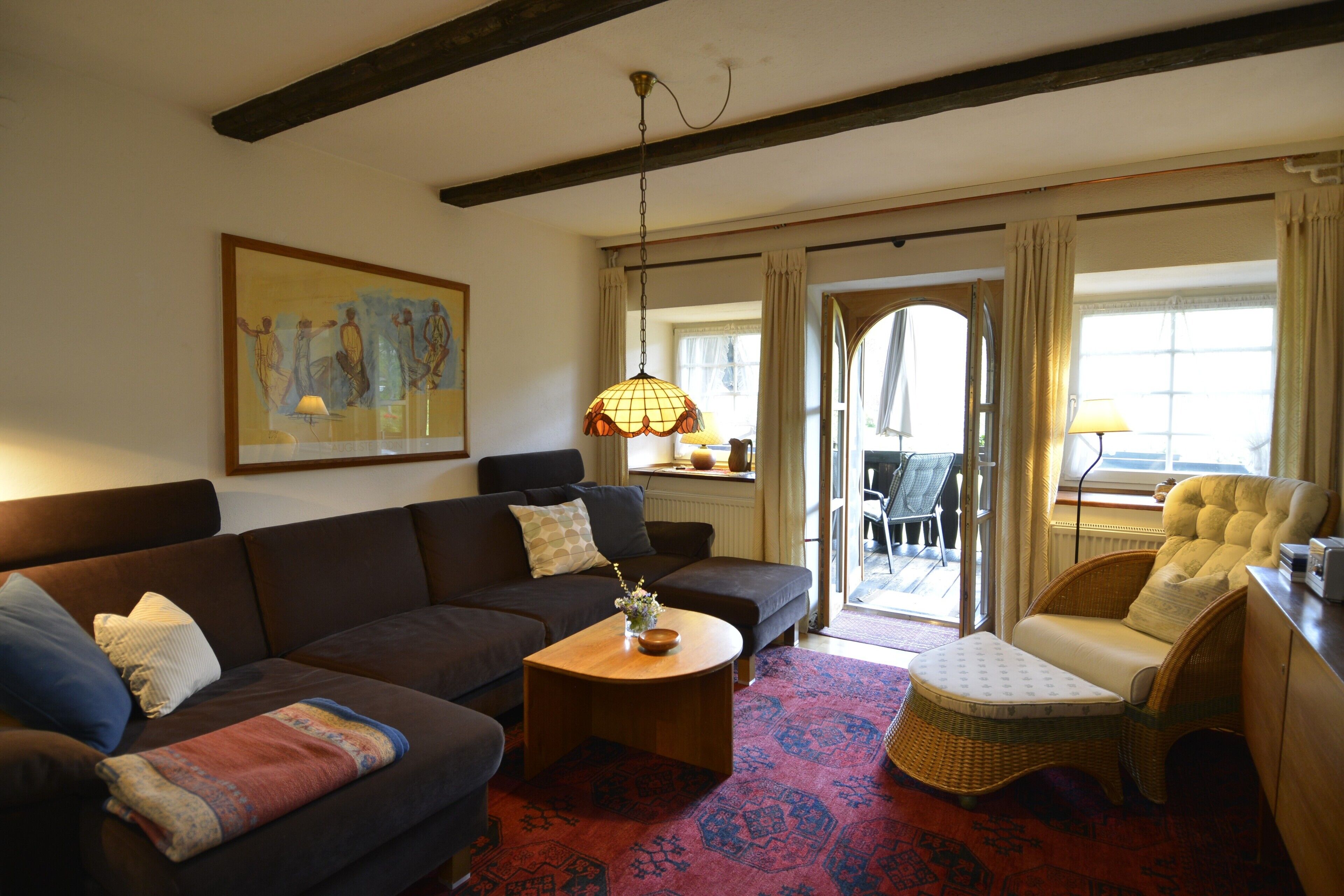 Fernseher, Kamin, DVD-Player, Stereoanlage