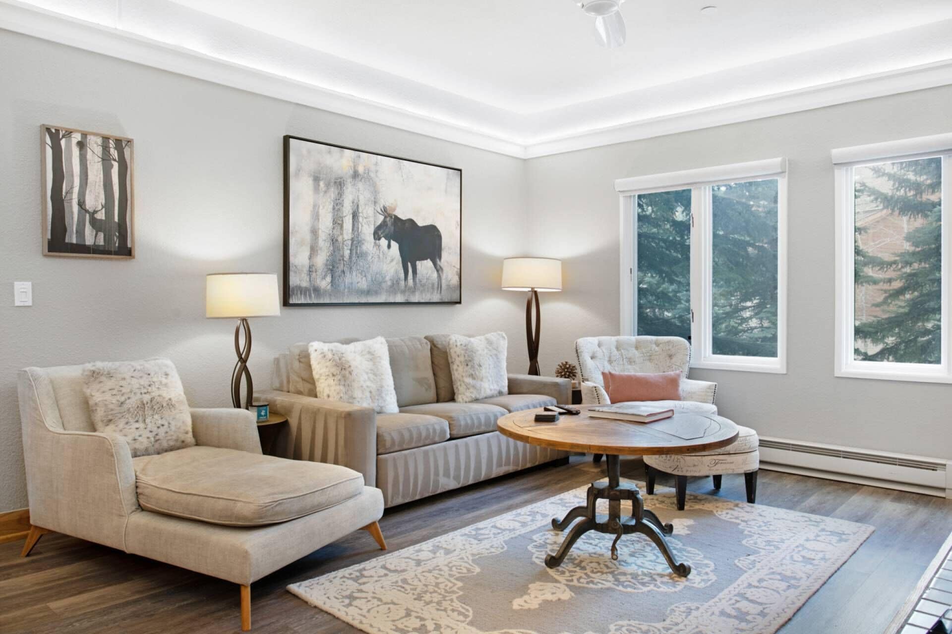 Televisie en een open haard