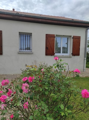 Exterior detail - Chez AUBEE, Country house 2-6 persons (Rives-Dervoises)
