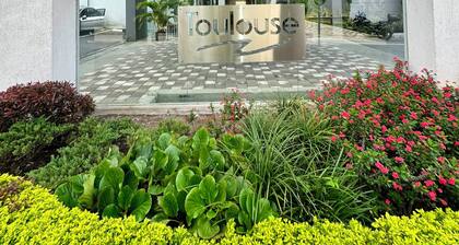 Location, Location - El Poblado