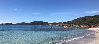 Villa sur le Port de Porto Vecchio ,vue mer et Grand Jardin