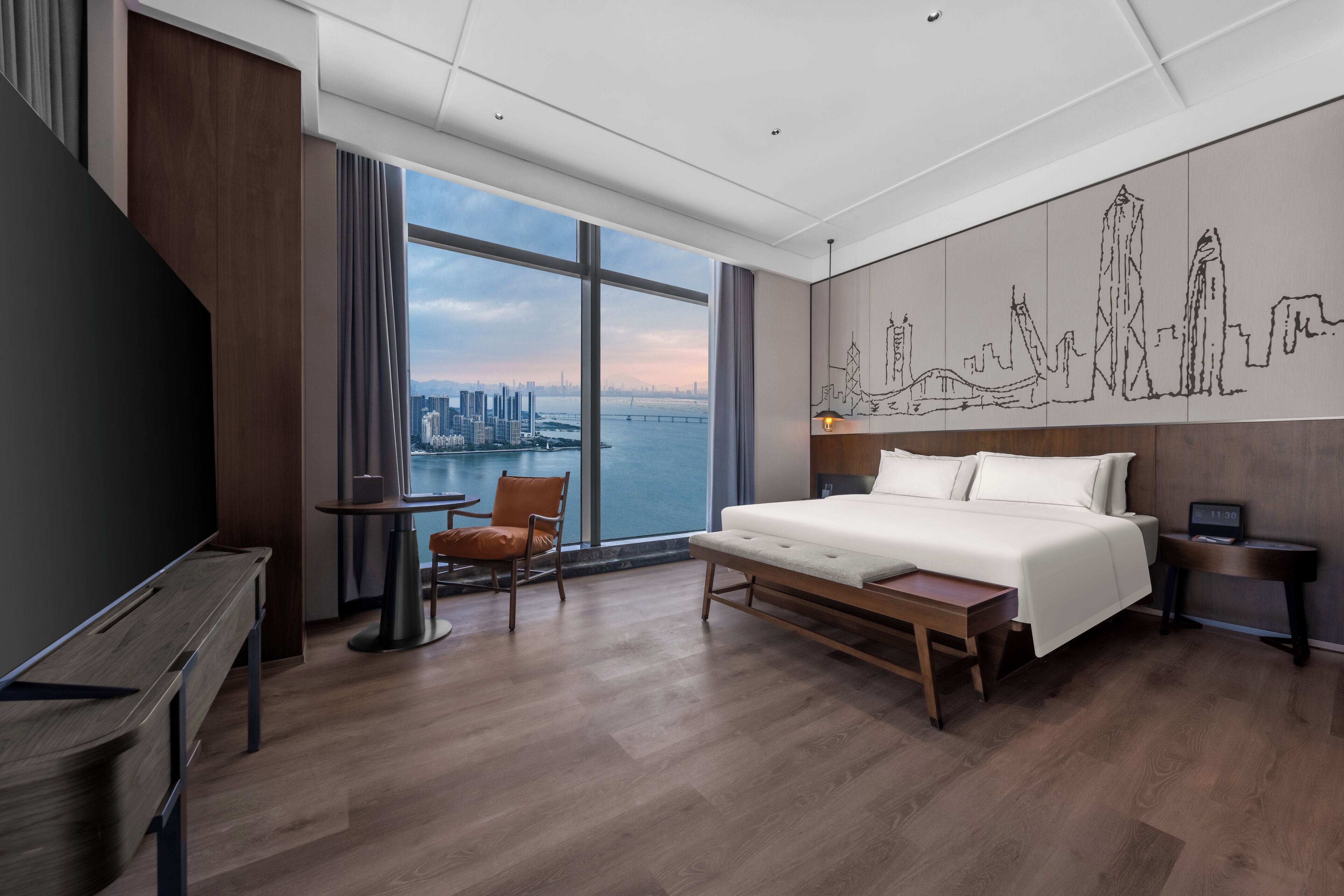 Executive Deluxe Queen Room | City view
