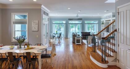 Crabline Getaway by AvantStay | Private Pool + Hot Tub | Easy Beach Access