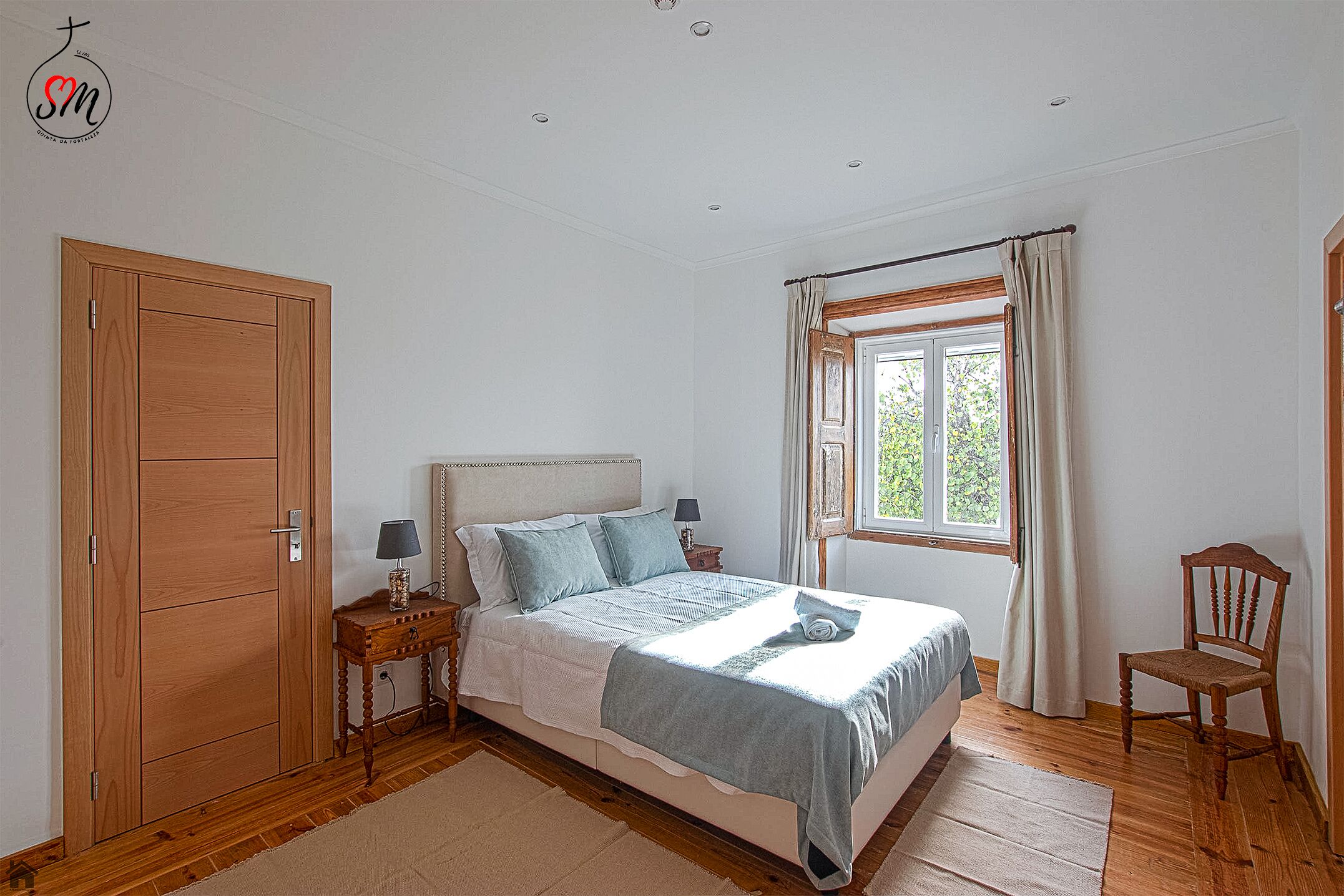 패밀리 더블룸, 침대(여러 개), 금연, 전용 욕실 | 무료 WiFi, 침대 시트