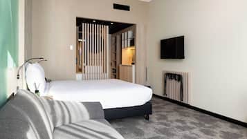 Comfort Double Room | Minibar, in-room safe, blackout drapes, free WiFi