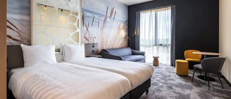 Luxe kamer, 1 twee- of 2 eenpersoonsbedden | Een minibar, een kluis op de kamer, verduisterende gordijnen