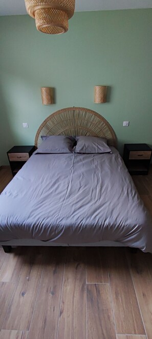 3 Schlafzimmer, schallisolierte Zimmer, Bügeleisen/Bügelbrett