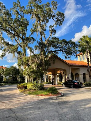 Apartment, Accessible | 3 bedrooms - Grand 3BR Luxury Condo Resort Style Near Disney (Davenport)