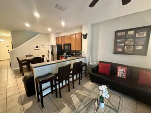 House | 3 bedrooms - Grand Panoramic 3BR Townhouse Near Disney (Kissimmee)