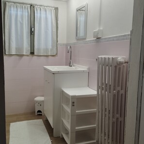 Ropa de cama de alta calidad, cubrecamas y colchones con efecto memoria 