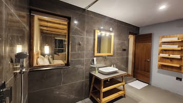 Premium Room, Mountain View | Bathroom | Hair dryer, slippers