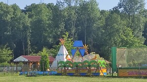 兒童遊樂區