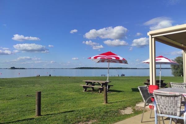 UtendĂžrsservering