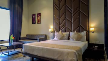 Executive-huone | Työpöytä, ilmainen Wi-Fi, vuodevaatteet