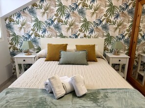 1 bedroom, iron/ironing board, bed sheets - Atico en Somo Junto a la Playa . El Alba 30602 (Somo)