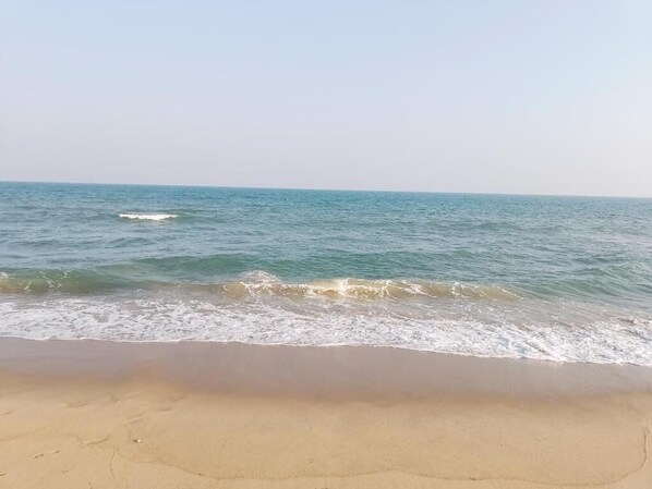 Beach/ocean view - Lazo Avarta Resort and Convention Centre Pondicherry (Marakkanam)