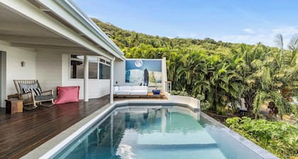 3BR Villa Mémento with Infinity Pool