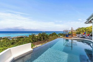 Pool - 3BR Villa Mémento with Infinity Pool (Temae)
