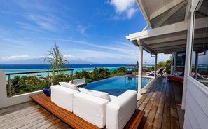 Pool - 3BR Villa Mémento with Infinity Pool (Temae)