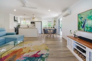 TV, offices - Battery Hill Pet-Friendly Poolside Paradise (Caloundra Region)