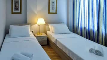 Chambre Ville avec lits jumeaux | Literie de qualité supérieure, décoration personnalisée