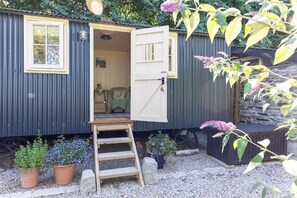 Exterior - Brookfields (Bodmin)