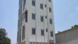 واجهة المنشأة
