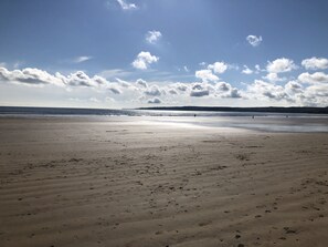 Tæt på stranden