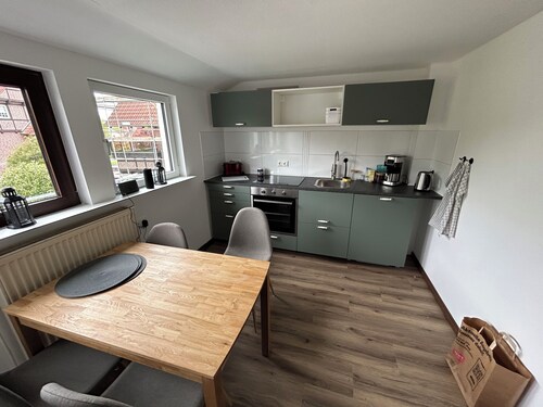 Schöne Sanierte Wohnung mit Balkon