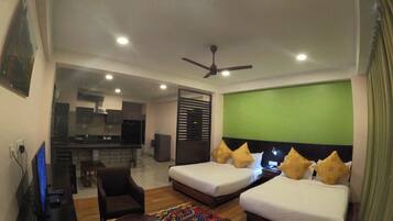 Family Room | Free WiFi