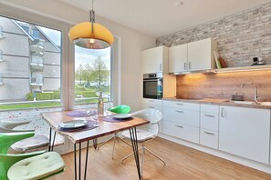 Frigorifero, microonde, forno, lavastoviglie