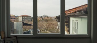 Cozy private room in country house nestled in Friuli's Collio region