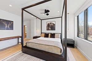 6 bedrooms, Internet, bed sheets - Grand Hyatt|Palatial Home with Panoramic Views of the Top of the Mountain with Exquisite Private Amenities (Vail)