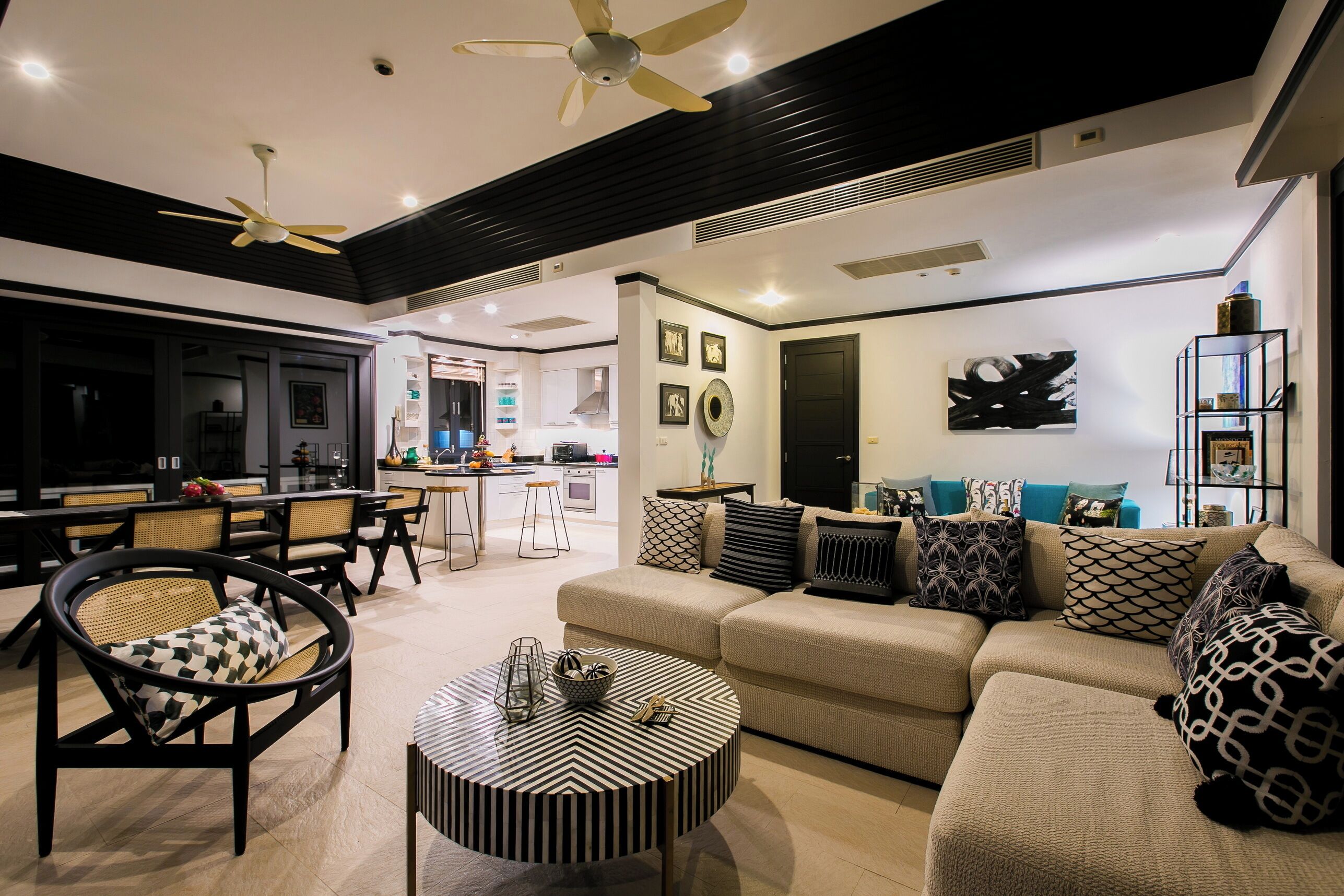 Villa, 2 Bedrooms, Sea View | Living area