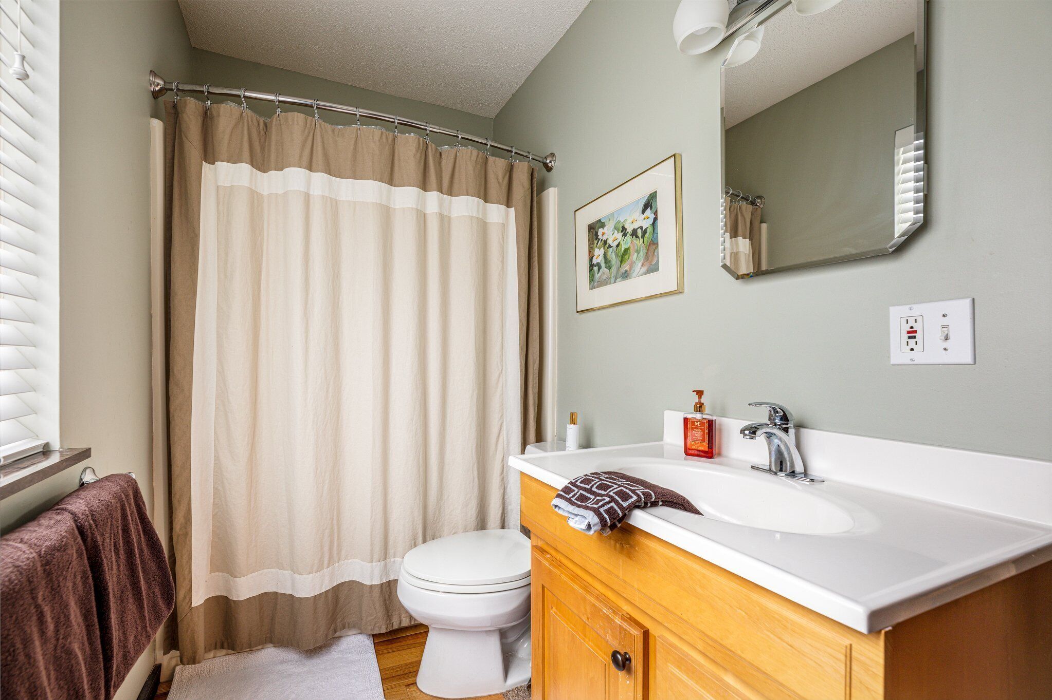 Family House | Bathroom