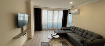 Rena Grand Residence & Suite