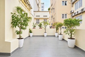 Rooftop terrace - Mihn Suites Ben Thanh (Ho Chi Minh City)