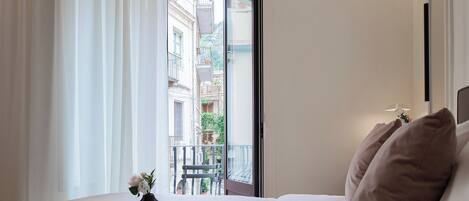 3 多间卧室、WiFi、床单